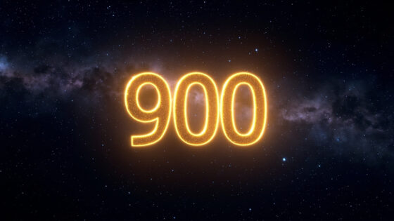 900