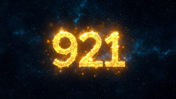 921