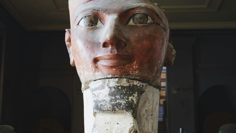 79 Egyptian Last Names: Ancient, Arabic & Coptic Origins Explained