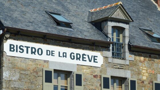 90 French Surnames: Elegant Origins and What They Reveal About History
