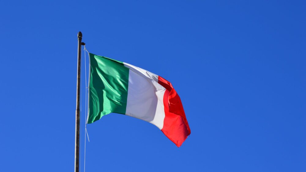 55 Gorgeous Italian Girl Names with Meanings & Pronunciations
