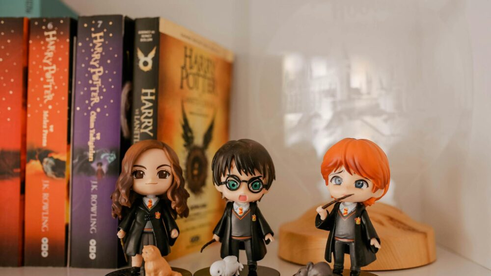 60+ J.K. Rowling Character Names: Complete Harry Potter & Wizarding World List