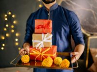 27 Beautiful Names That Mean Gift (Boys, Girls & Unisex)