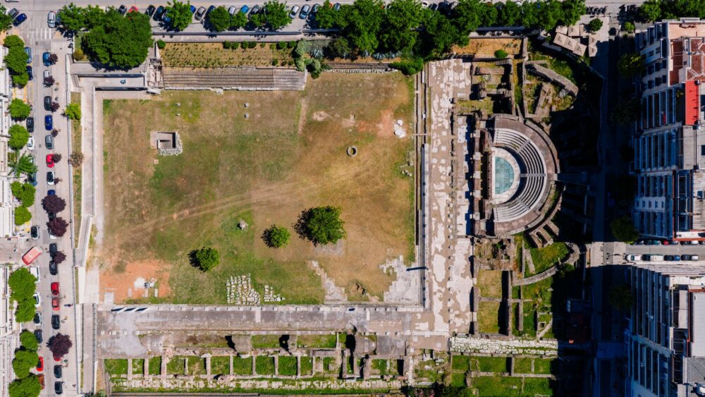89 Roman Last Names: Ancient Origins, Meanings & Famous Roman Families
