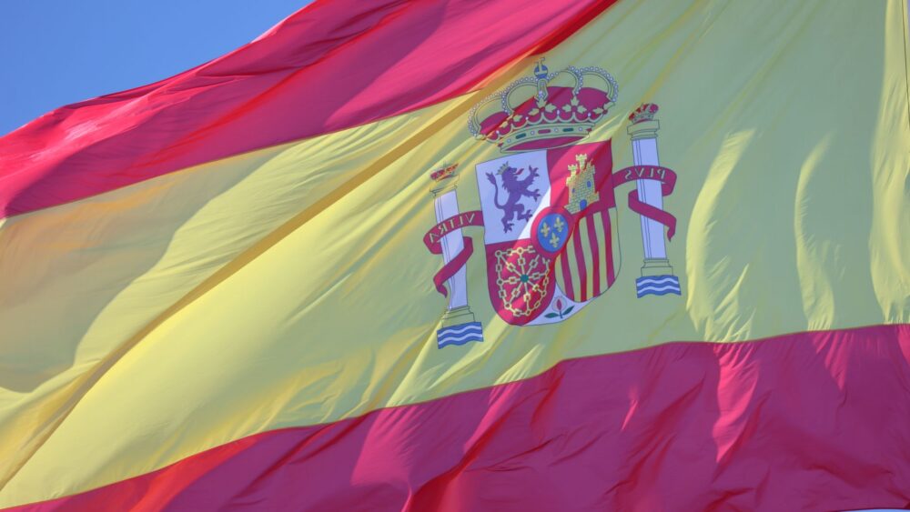 150 Common and Rare Spanish Last Names With Origins and Regional History