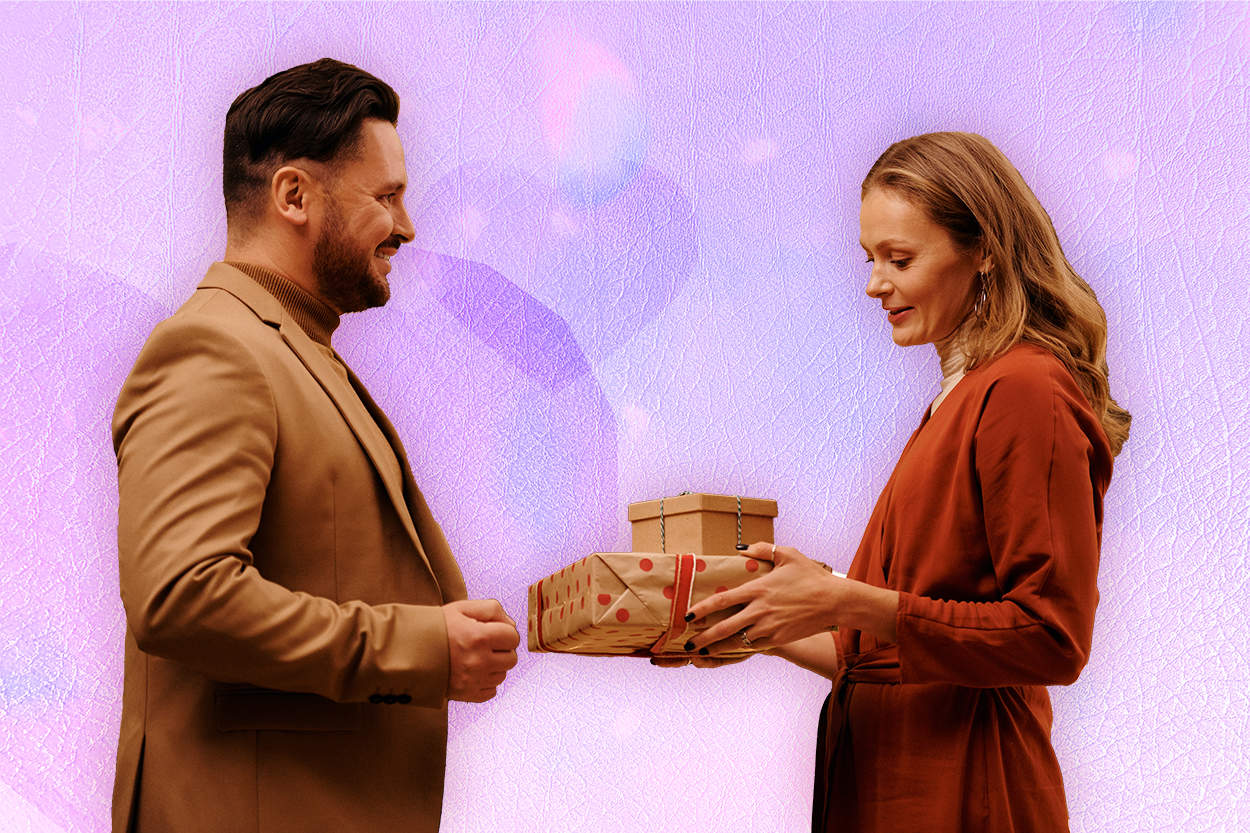 First Valentine’s Day Gifts for Boyfriend_