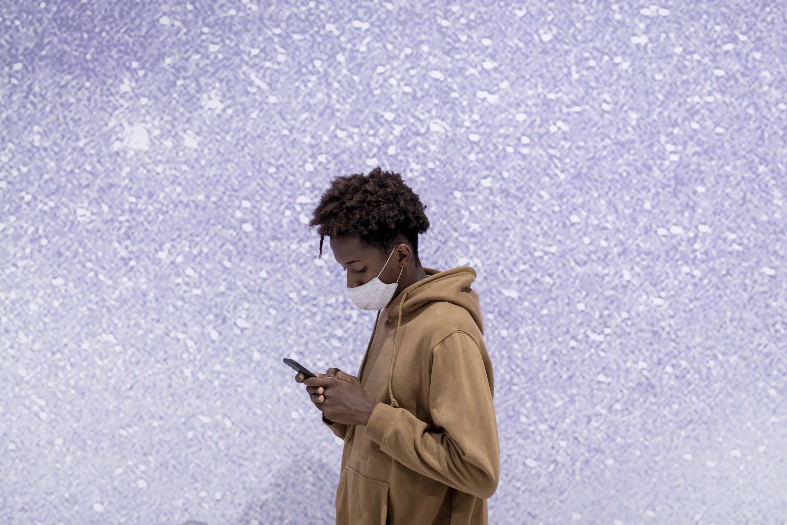 How-to-ask-someone-out-over-text-
