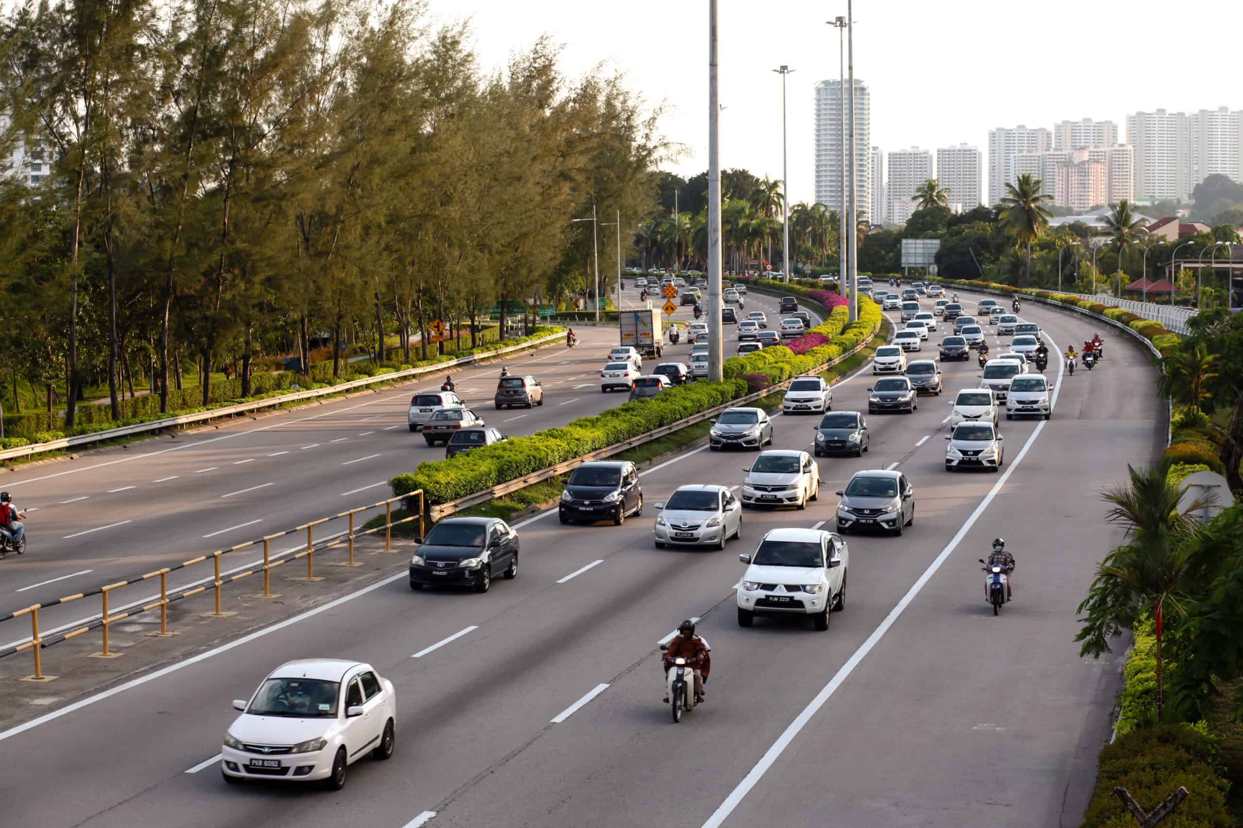 traffic on thanksgiving day